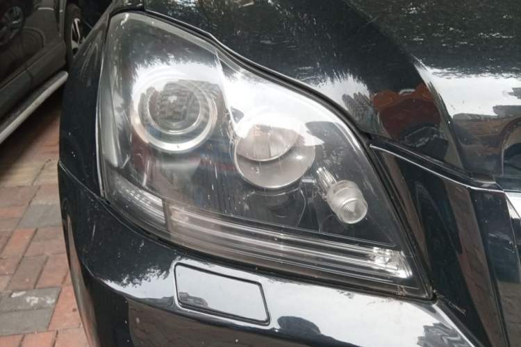 Used Mercedes-Benz GL-Class 2011 GL 450 Prestige Grand Edition Right Front Headlight