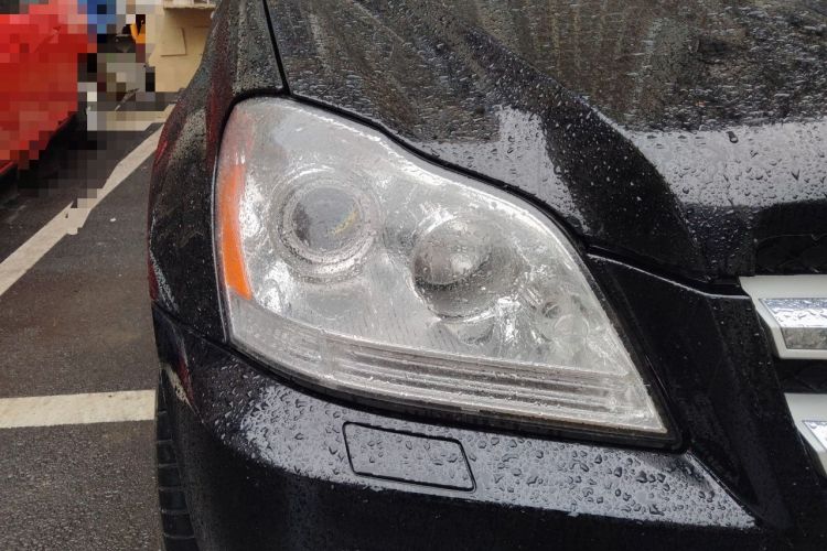 Used Mercedes-Benz GL-Class  Right Front Headlight