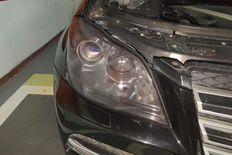 Used Mercedes-Benz GL-Class 2011 GL 450 4MATIC Prestige Edition Right Front Headlight