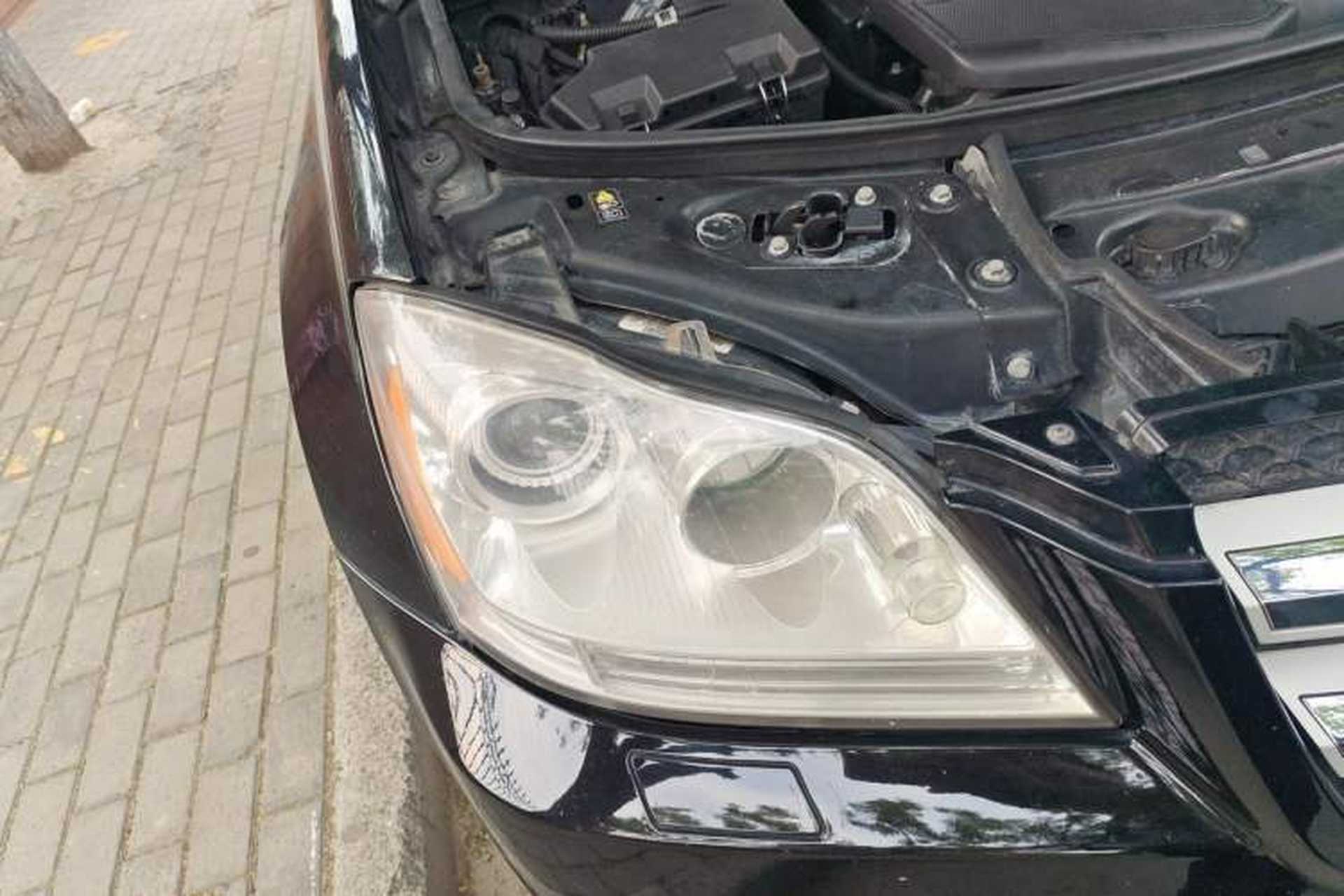 Used Mercedes-Benz GL-Class  Right Front Headlight