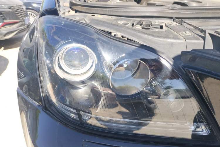 Used Mercedes-Benz GL-Class 2011 GL 450 Prestige Grand Edition Right Front Headlight
