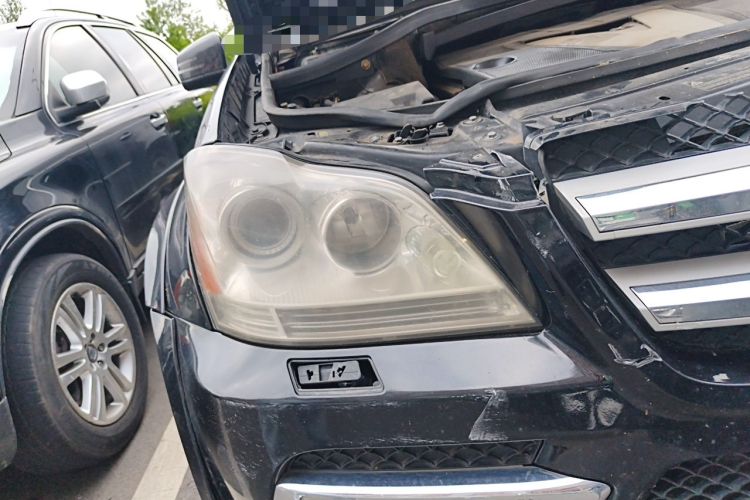 Used Mercedes-Benz GL-Class  Right Front Headlight