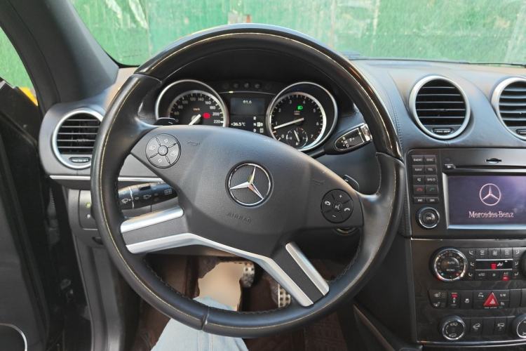 Used Mercedes-Benz GL-Class 2011 GL 450 Prestige Grand Edition Steering Wheel