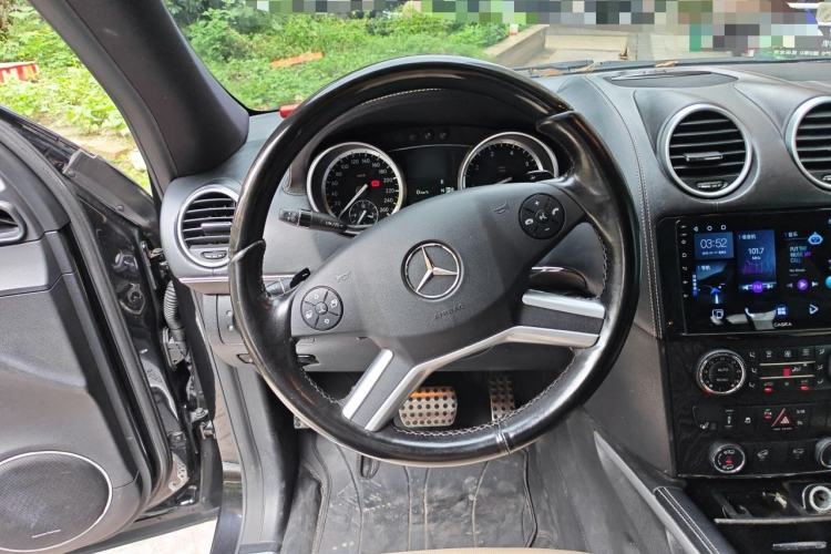 Used Mercedes-Benz GL-Class 2011 GL 450 Prestige Grand Edition Steering Wheel