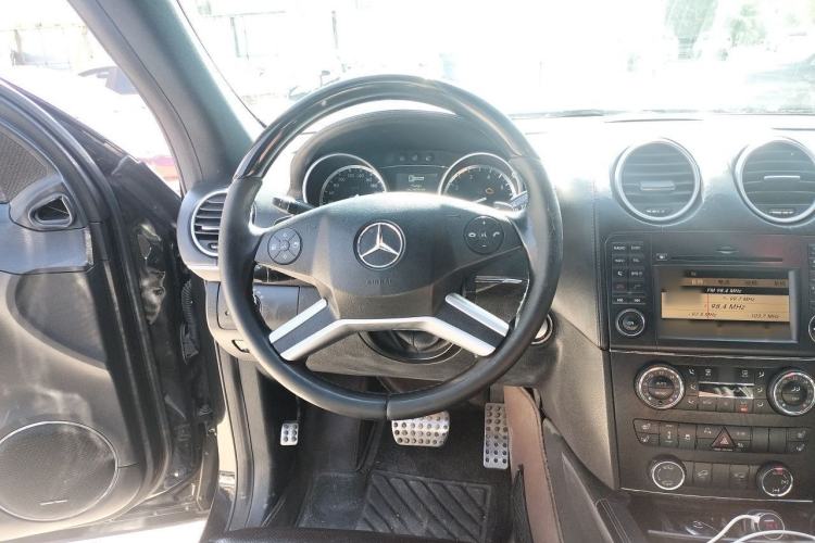 Used Mercedes-Benz GL-Class 2011 GL 450 Prestige Grand Edition Steering Wheel