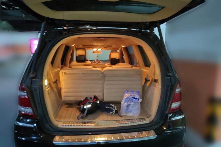 Used Mercedes-Benz GL-Class  Trunk
