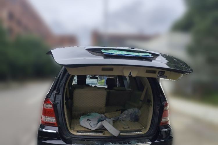 Used Mercedes-Benz GL-Class  Trunk