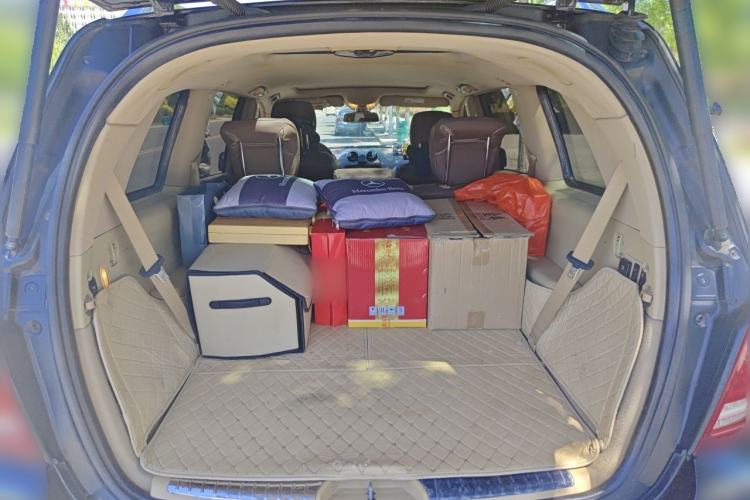 Used Mercedes-Benz GL-Class  Trunk