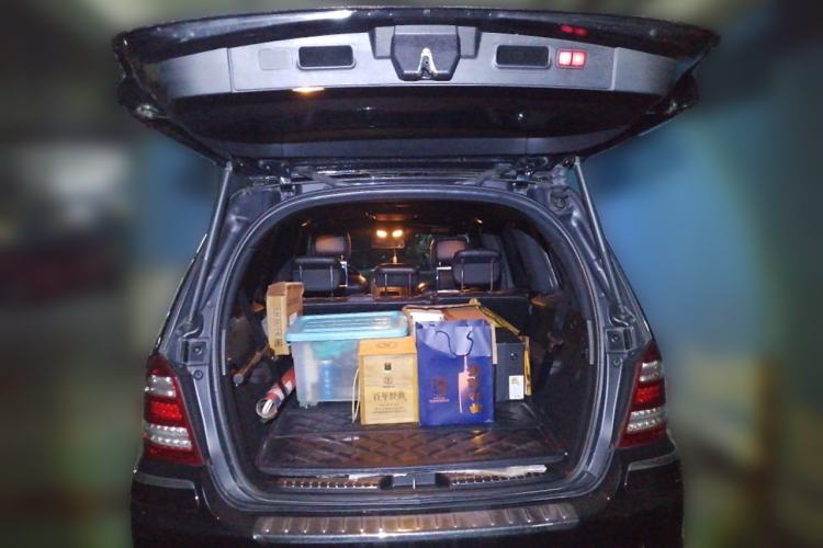 Used Mercedes-Benz GL-Class 2011 GL 450 Prestige Grand Edition Trunk