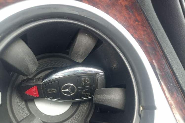 Used Mercedes-Benz GL-Class  Vehicle Key