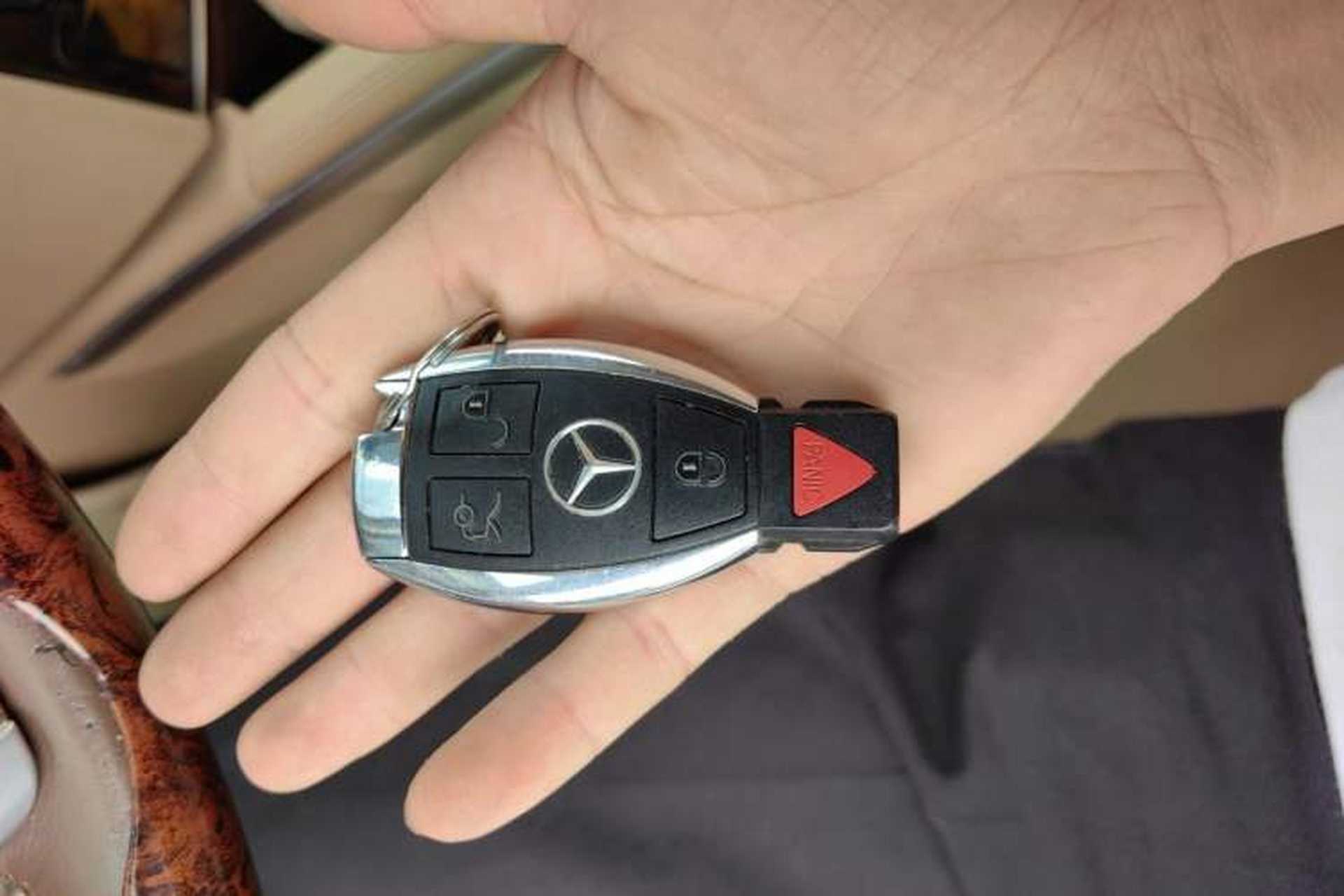 Used Mercedes-Benz GL-Class  Vehicle Key