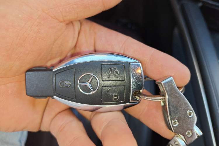 Used Mercedes-Benz GL-Class 2011 GL 450 Prestige Grand Edition Vehicle Key