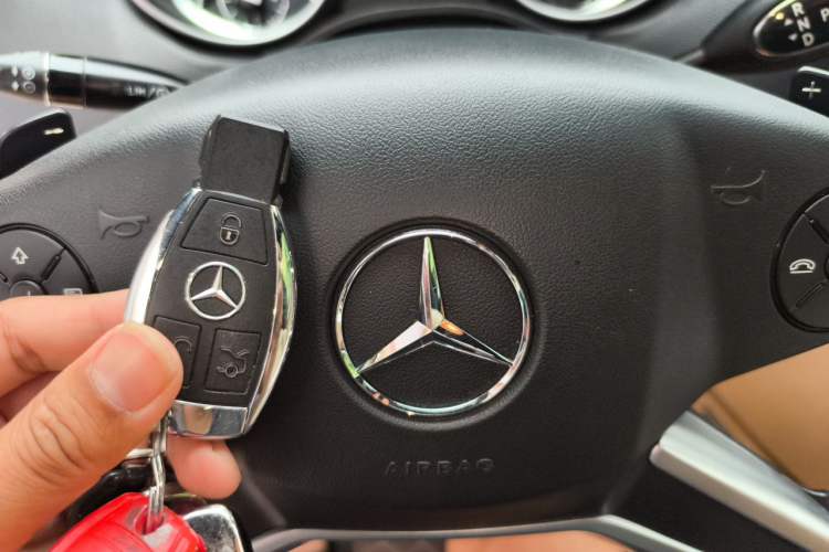 Used Mercedes-Benz GL-Class 2011 GL 450 4MATIC Prestige Edition Vehicle Key
