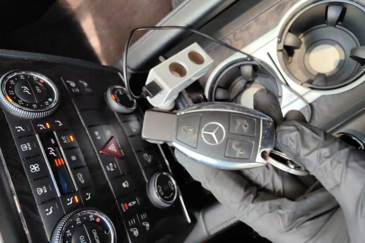 Used Mercedes-Benz GL-Class 2011 GL 450 Prestige Grand Edition Vehicle Key