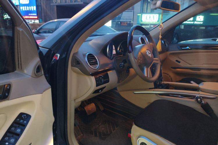 Used Mercedes-Benz GL-Class 2011 GL 450 4MATIC Prestige Edition Driver Seat