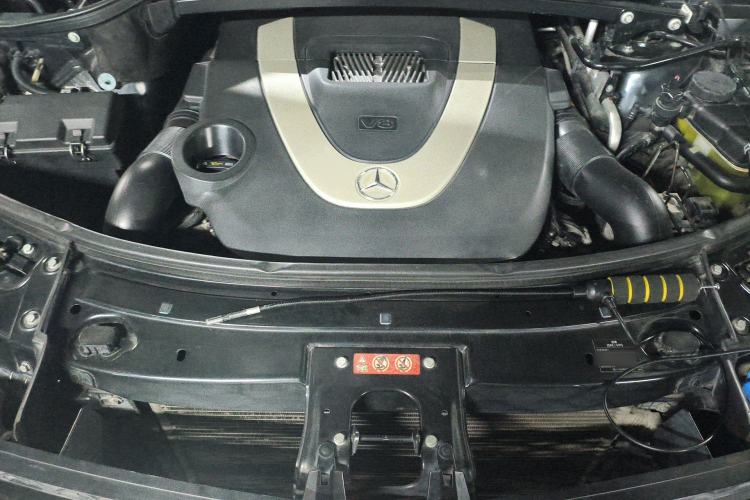 Used Mercedes-Benz GL-Class 2011 GL 450 4MATIC Prestige Edition Engine Bay