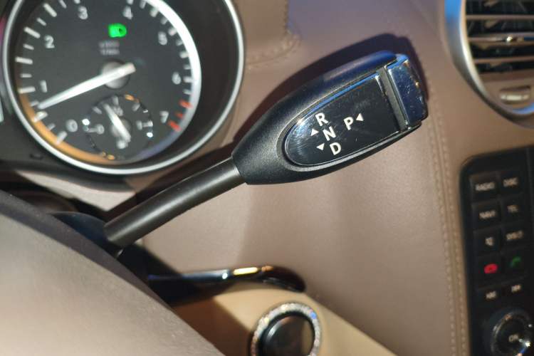 Used Mercedes-Benz GL-Class 2011 GL 450 4MATIC Prestige Edition Gear Lever