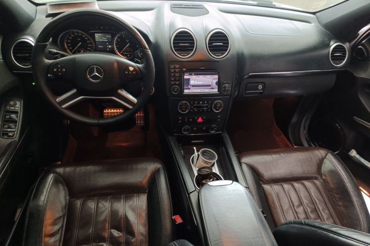 Used Mercedes-Benz GL-Class 2011 GL 450 Prestige Grand Edition Center Console