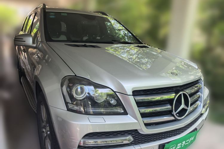 Used Mercedes-Benz GL-Class 2011 GL 450 Prestige Grand Edition Front Right 45 Deg