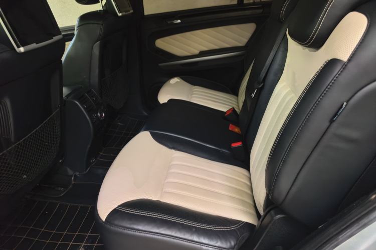 Used Mercedes-Benz GL-Class 2011 GL 450 Prestige Grand Edition Left Rear Seat