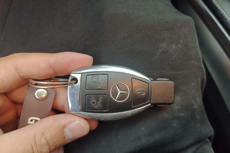 Used Mercedes-Benz GL-Class 2011 GL 450 Prestige Grand Edition Vehicle Key