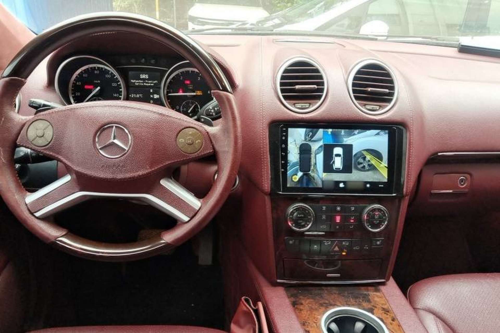 Used Mercedes-Benz GL-Class  Center Console
