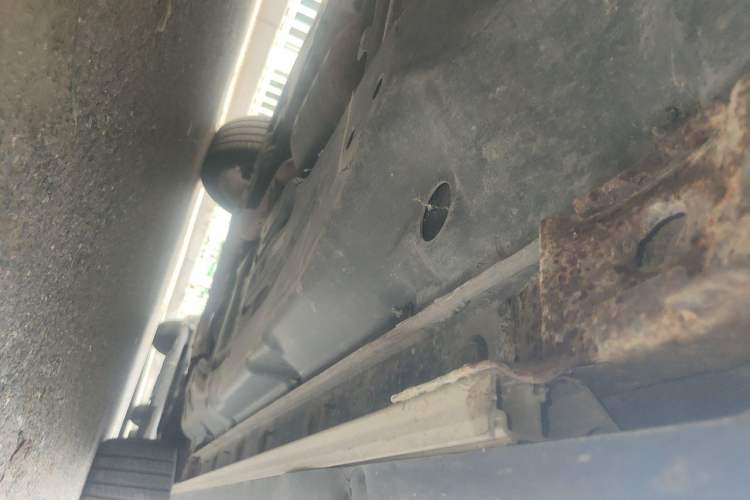 Used Mercedes-Benz GL-Class  Chassis Front Left
