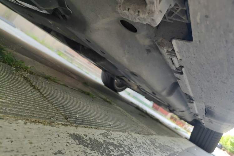 Used Mercedes-Benz GL-Class  Chassis Front Left