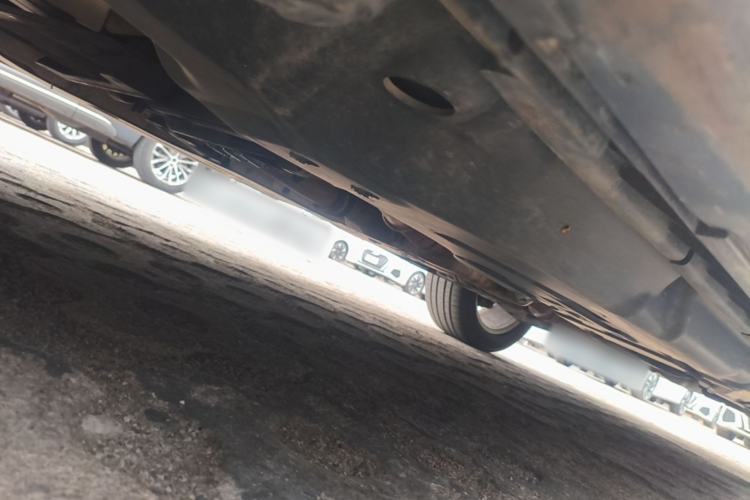 Used Mercedes-Benz GL-Class  Chassis Front Left