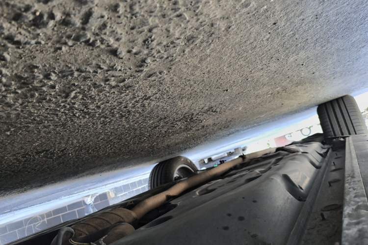 Used Mercedes-Benz GL-Class  Chassis Front Right