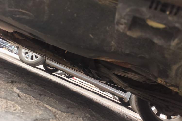 Used Mercedes-Benz GL-Class  Chassis Front Right
