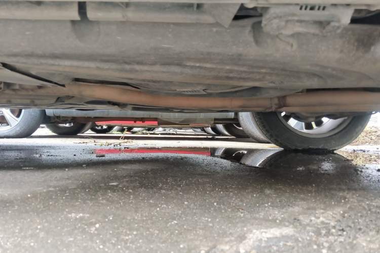 Used Mercedes-Benz GL-Class  Chassis Rear Left
