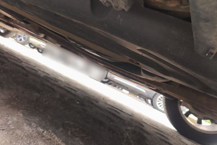 Used Mercedes-Benz GL-Class  Chassis Rear Left