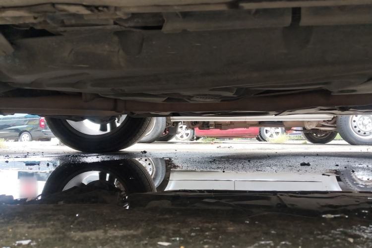 Used Mercedes-Benz GL-Class  Chassis Rear Right