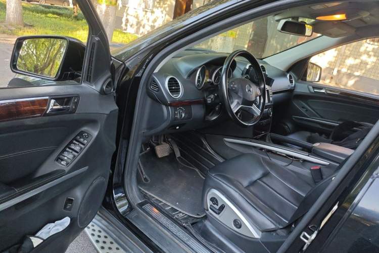 Used Mercedes-Benz GL-Class  Driver Seat