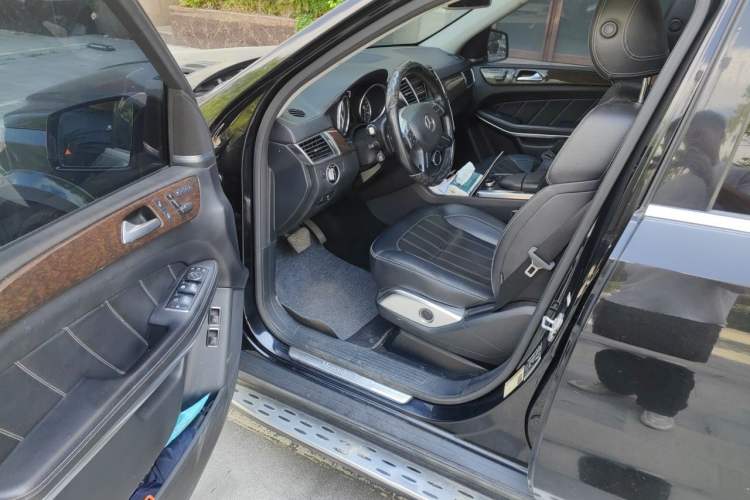 Used Mercedes-Benz GL-Class  Driver Seat