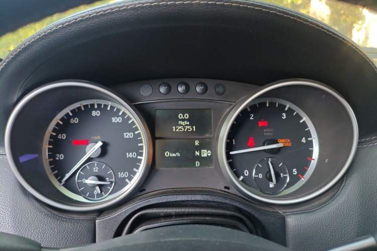 Used Mercedes-Benz GL-Class  Instrument Cluster
