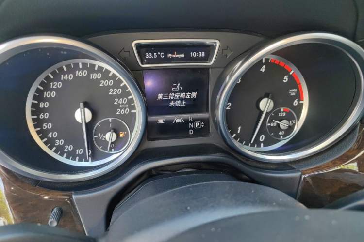 Used Mercedes-Benz GL-Class  Instrument Cluster