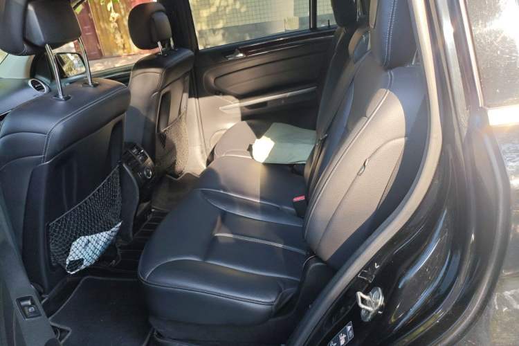 Used Mercedes-Benz GL-Class  Left Rear Seat