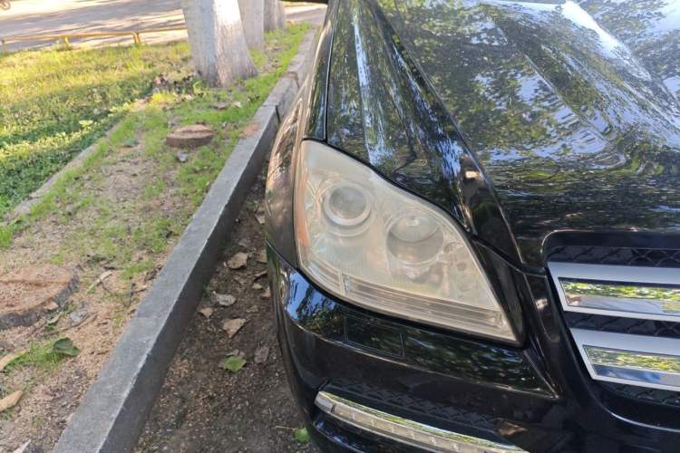 Used Mercedes-Benz GL-Class  Right Front Headlight