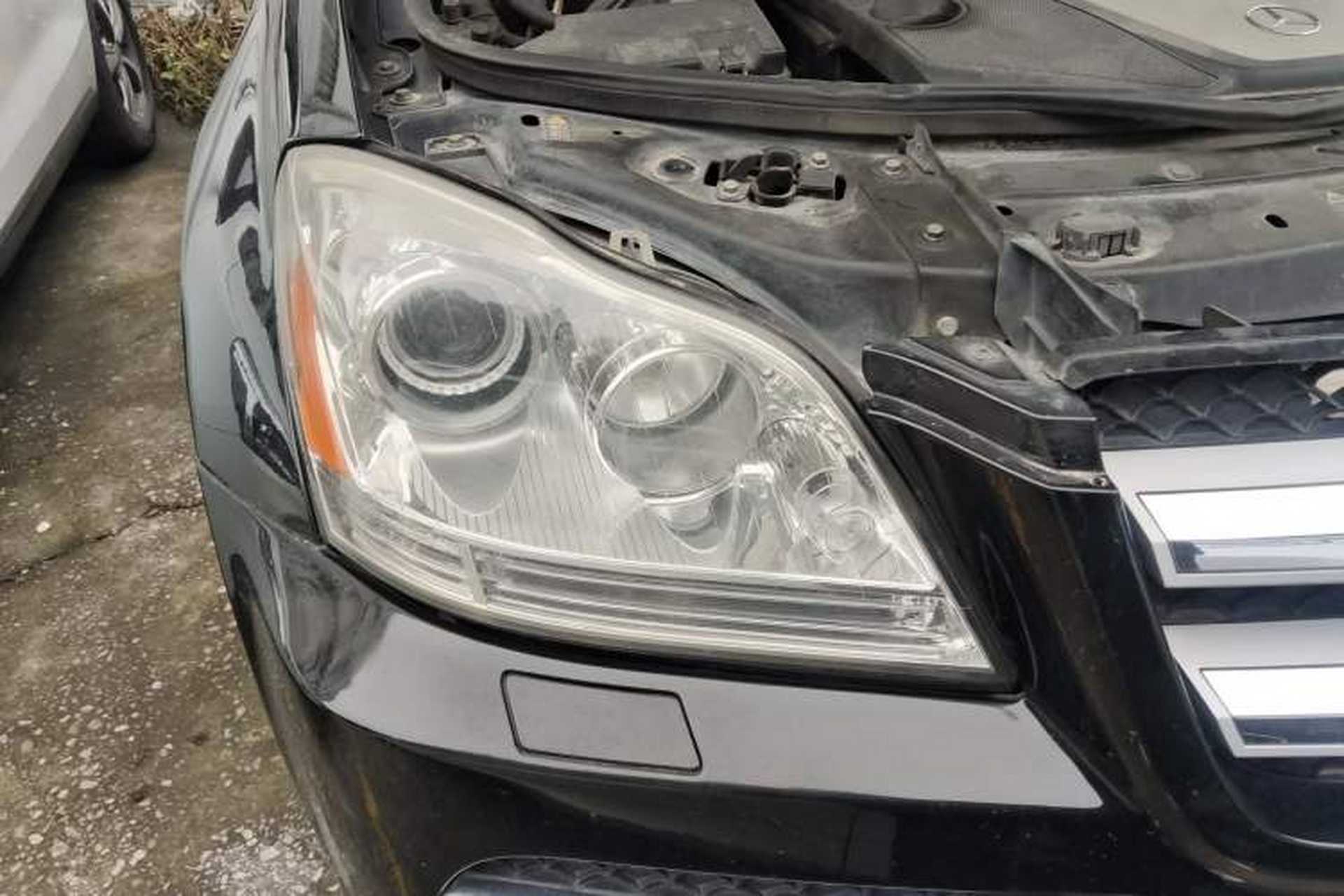 Used Mercedes-Benz GL-Class  Right Front Headlight