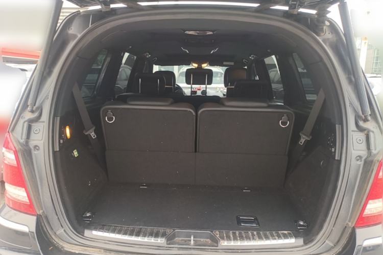 Used Mercedes-Benz GL-Class  Trunk