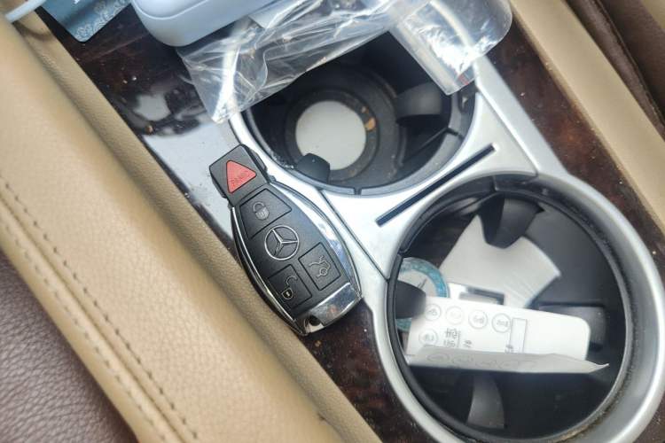 Used Mercedes-Benz GL-Class  Vehicle Key