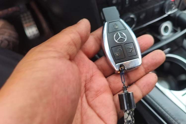Used Mercedes-Benz GL-Class  Vehicle Key