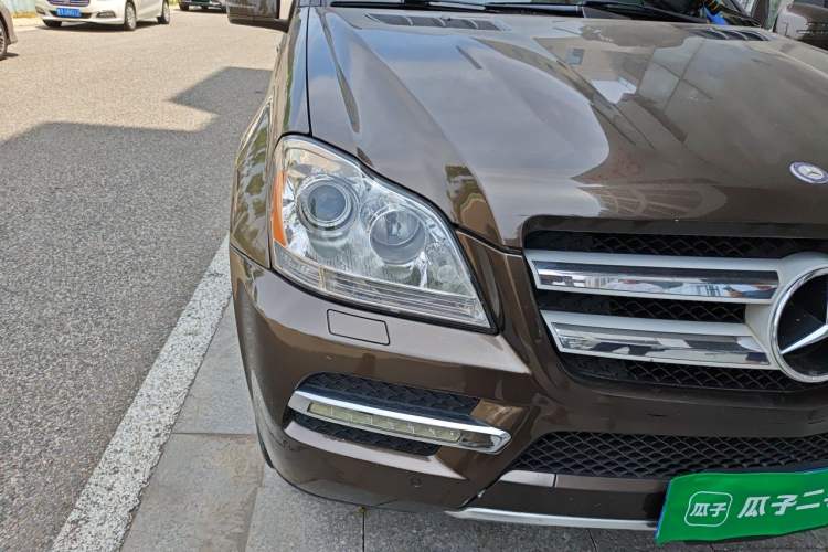 Used Mercedes-Benz GL-Class  Right Front Headlight