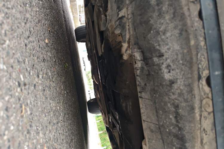Used Mercedes-Benz GL-Class  Chassis Front