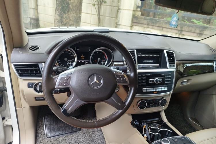 Used Mercedes-Benz GL-Class  Steering Wheel