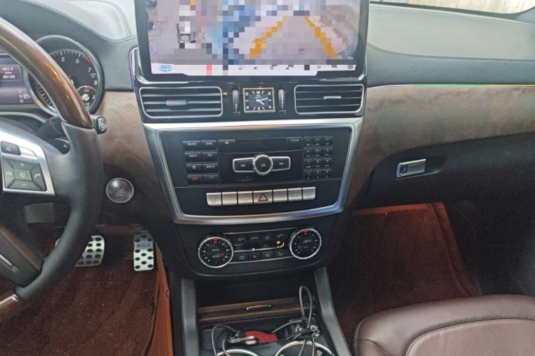 Used Mercedes-Benz GL-Class 2013 GL 500 4MATIC Audio And AC Panel