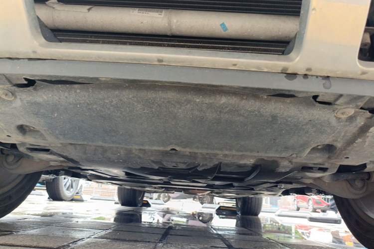 Used Mercedes-Benz GL-Class  Chassis Front