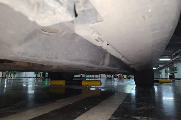 Used Mercedes-Benz GL-Class 2013 GL 500 4MATIC Chassis Front Left
